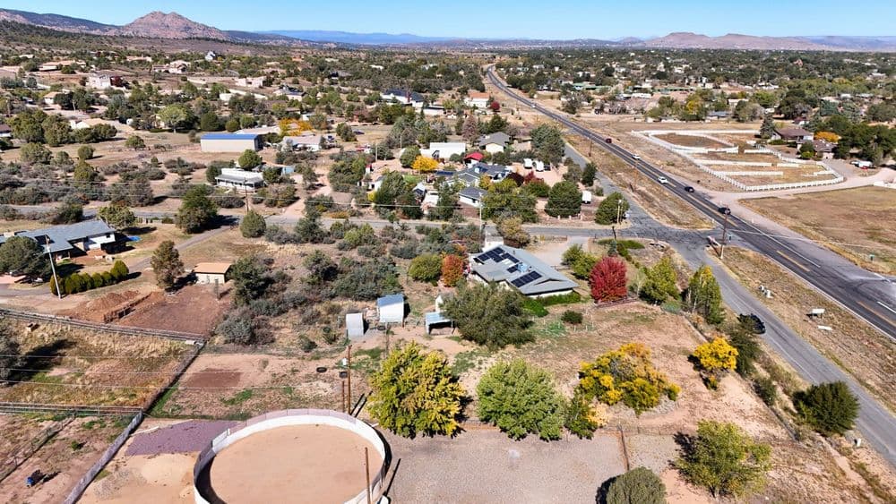 Gallery photos for Williamson Valley Home & Property Lines: Image #4