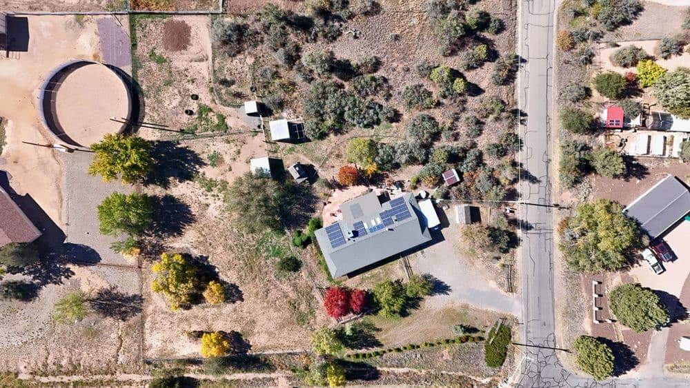 Gallery photos for Williamson Valley Home & Property Lines: Image #9