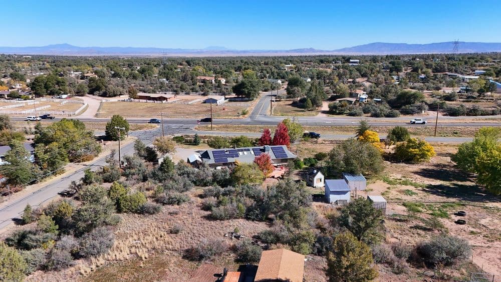 Gallery photos for Williamson Valley Home & Property Lines: Image #16