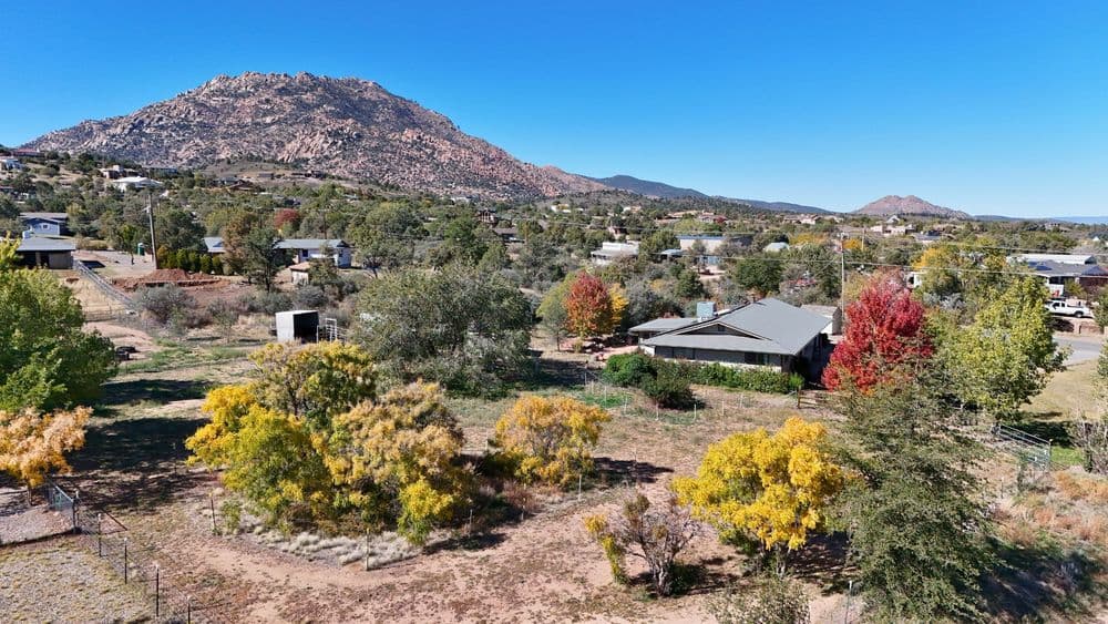 Gallery photos for Williamson Valley Home & Property Lines: Image #20