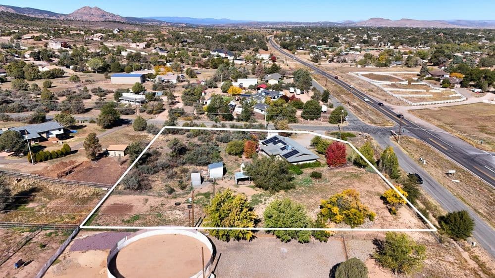 Gallery photos for Williamson Valley Home & Property Lines: Image #27