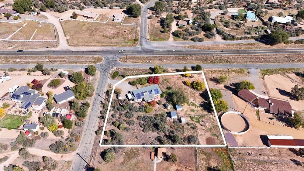 Gallery photos for Williamson Valley Home & Property Lines: Image #28